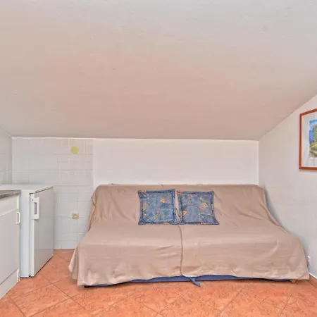 House Natasa 2133