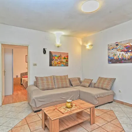 Ferienhaus House Natasa 2133