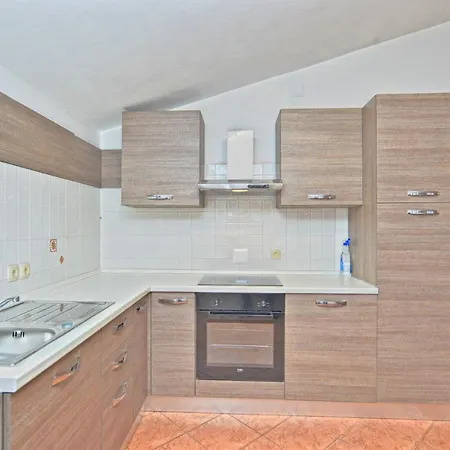 Prázdninový dům House Natasa 2133 Pula