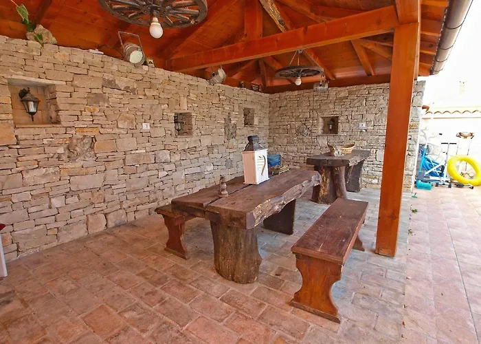 House Natasa 2133 Vakantiehuis Pula