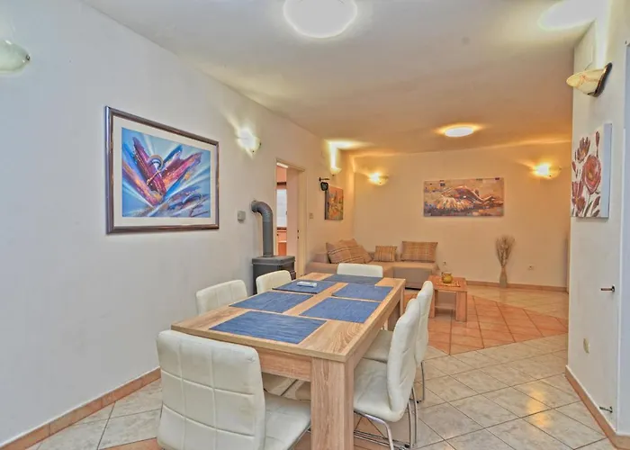 House Natasa 2133 Pula