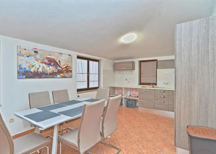 House Natasa 2133 Vakantiehuis