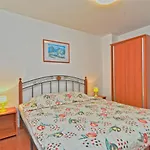 度假居 House Natasa 2133 *